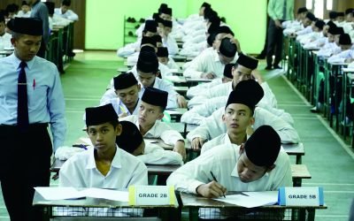 Para Santri Selesai Tempuh Ujian Awal Tahun